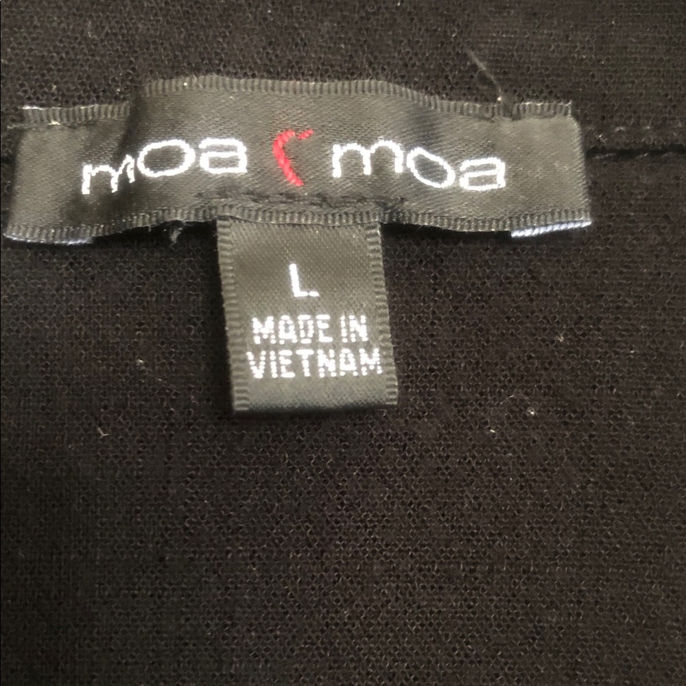 Moa Moa Black Top with Red Logo Detail